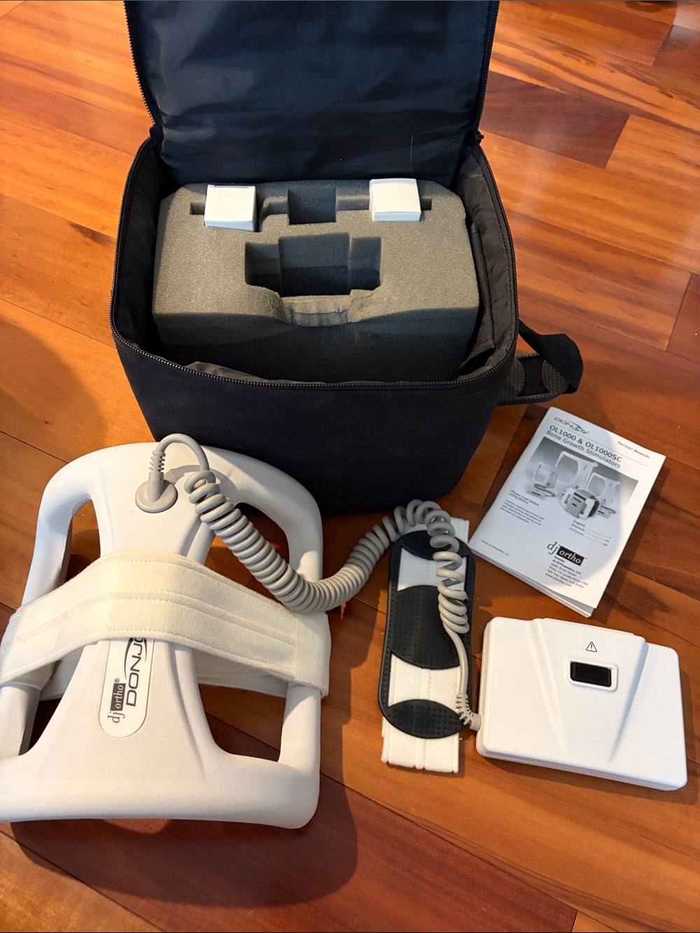 DonJoy DJOrtho OL1000 Bone Growth Stimualtor with Carry Case